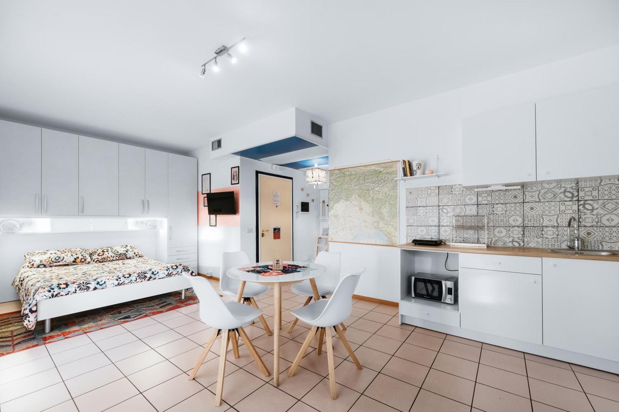 Nest Eco Guesthouse Udine Bagian luar foto